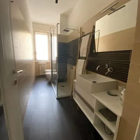 Casa 51 Arco Della Pace * מילאנו